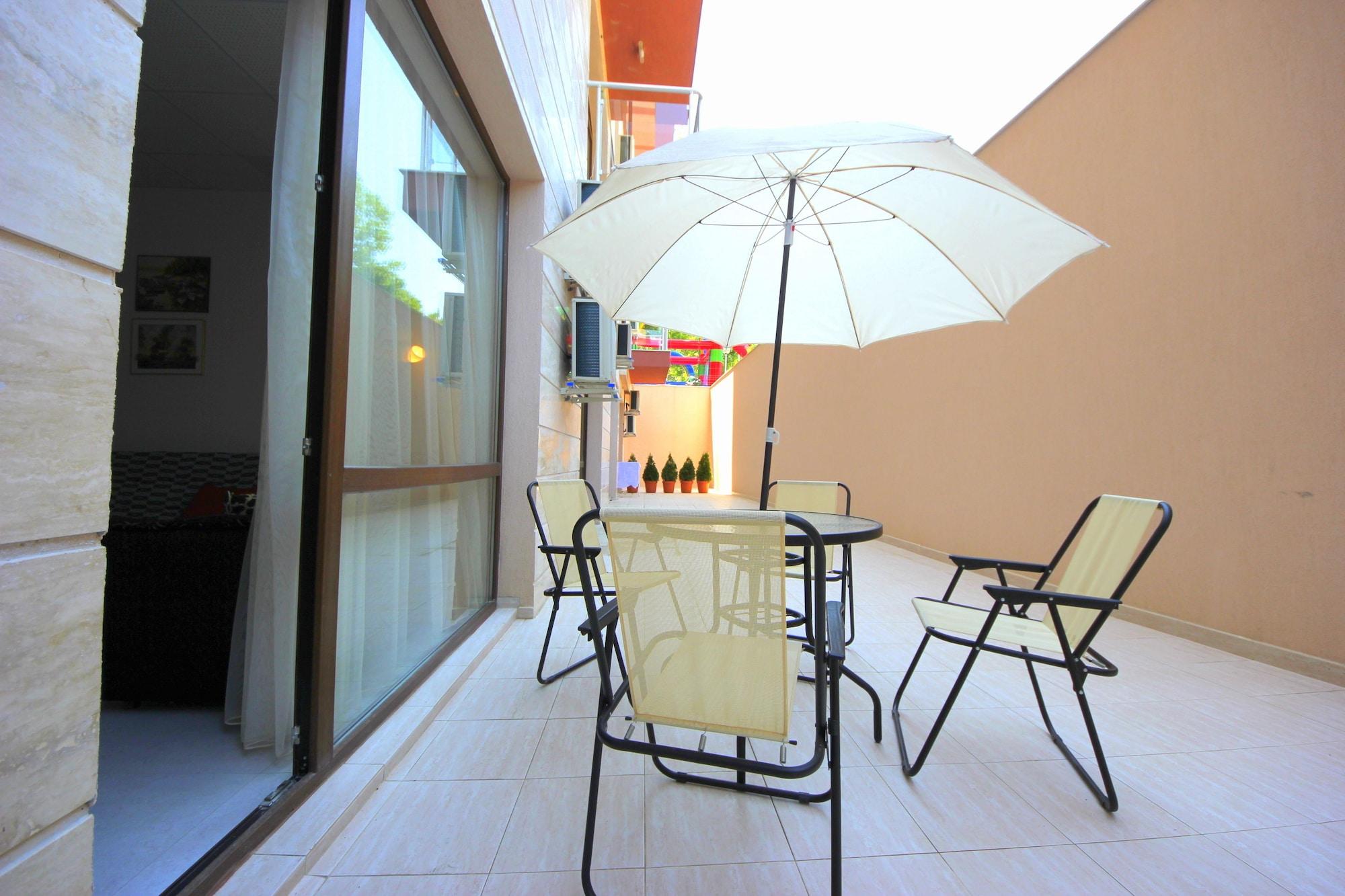 Menada Tarsis Apartments Slantschew brjag Exterior foto