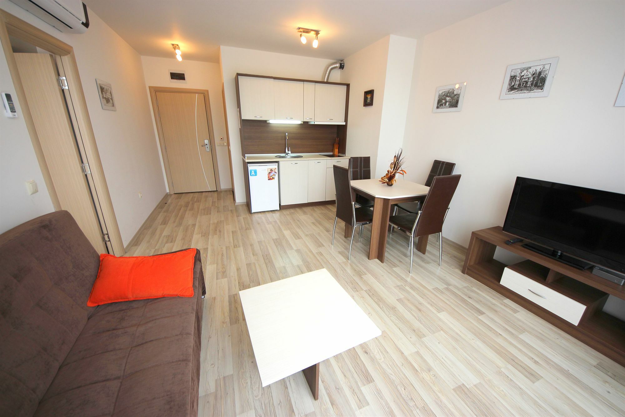 Menada Tarsis Apartments Slantschew brjag Exterior foto